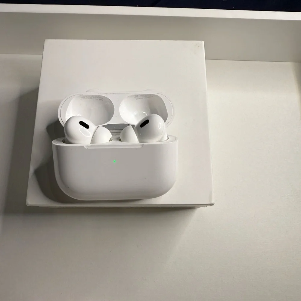 Apple AirPods Pro - White
